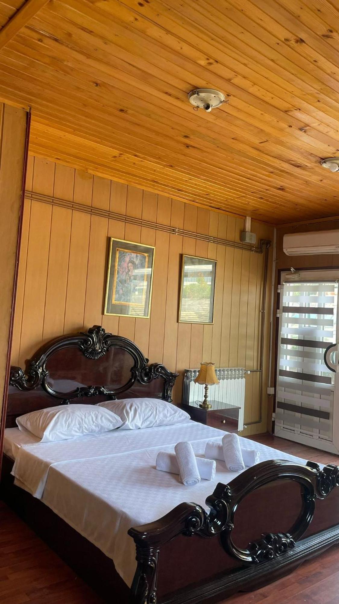 Hostel Otard Beograd Eksteriør bilde